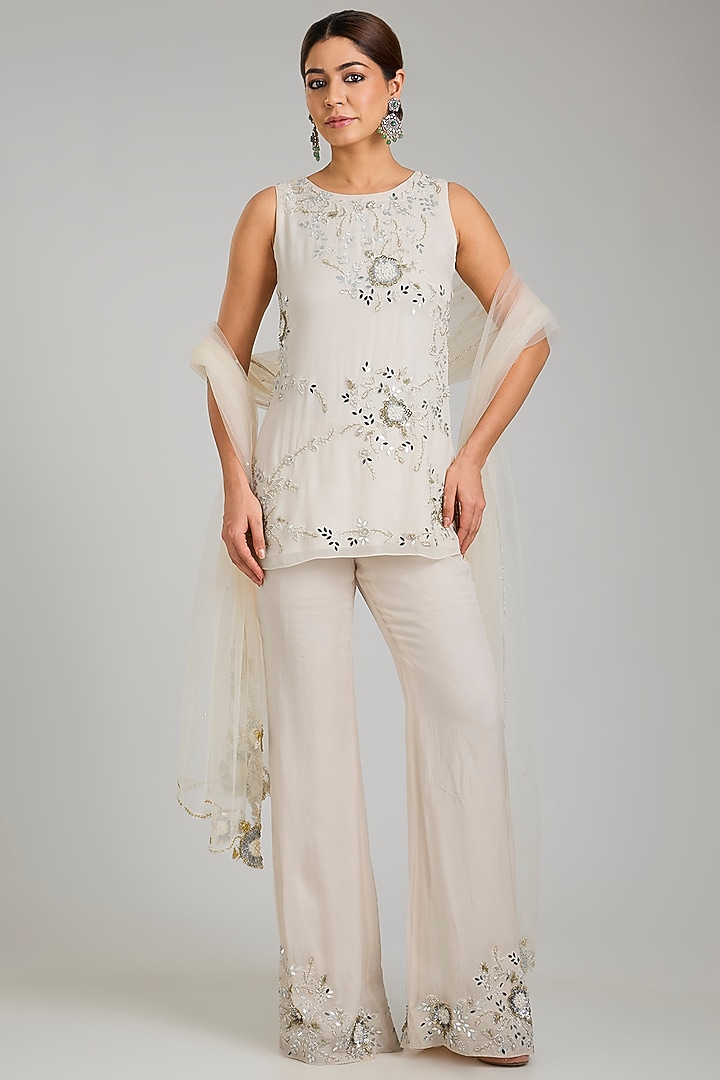 Ivory Georgette Hand Embroidered Kurta Set by Seema Thukral at Pernia's Pop Up Shop
