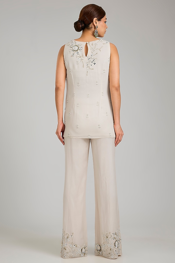 Ivory Georgette Hand Embroidered Kurta Set by Seema Thukral at Pernia's Pop Up Shop