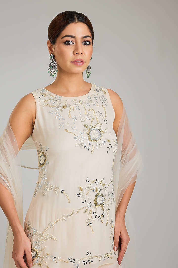 Ivory Georgette Hand Embroidered Kurta Set by Seema Thukral at Pernia's Pop Up Shop
