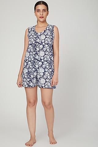Blue & White Floral Printed Nightwear Set by Stitch