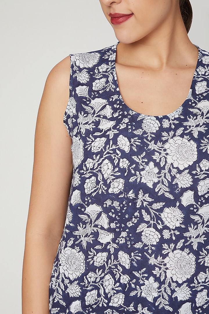 Blue & White Floral Printed Nightwear Set by Stitch at Pernia's Pop Up Shop