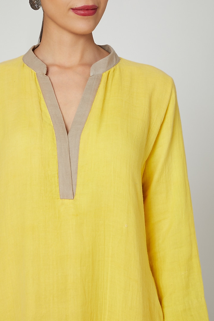 Yellow Dyed Cotton Kaftan by Stitch at Pernia's Pop Up Shop
