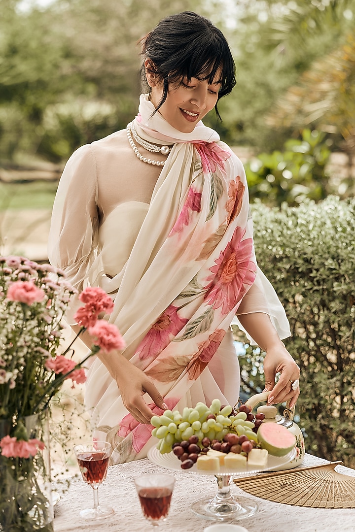 White Chiffon Floral Printed Party Wear Saree Set by Studio 113 at Pernia's Pop Up Shop