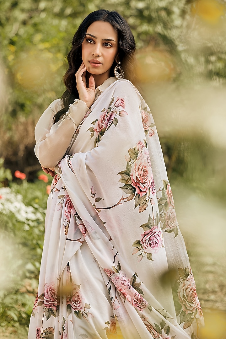 White Chiffon Floral Printed Party Wear Saree Set by Studio 113 at Pernia's Pop Up Shop