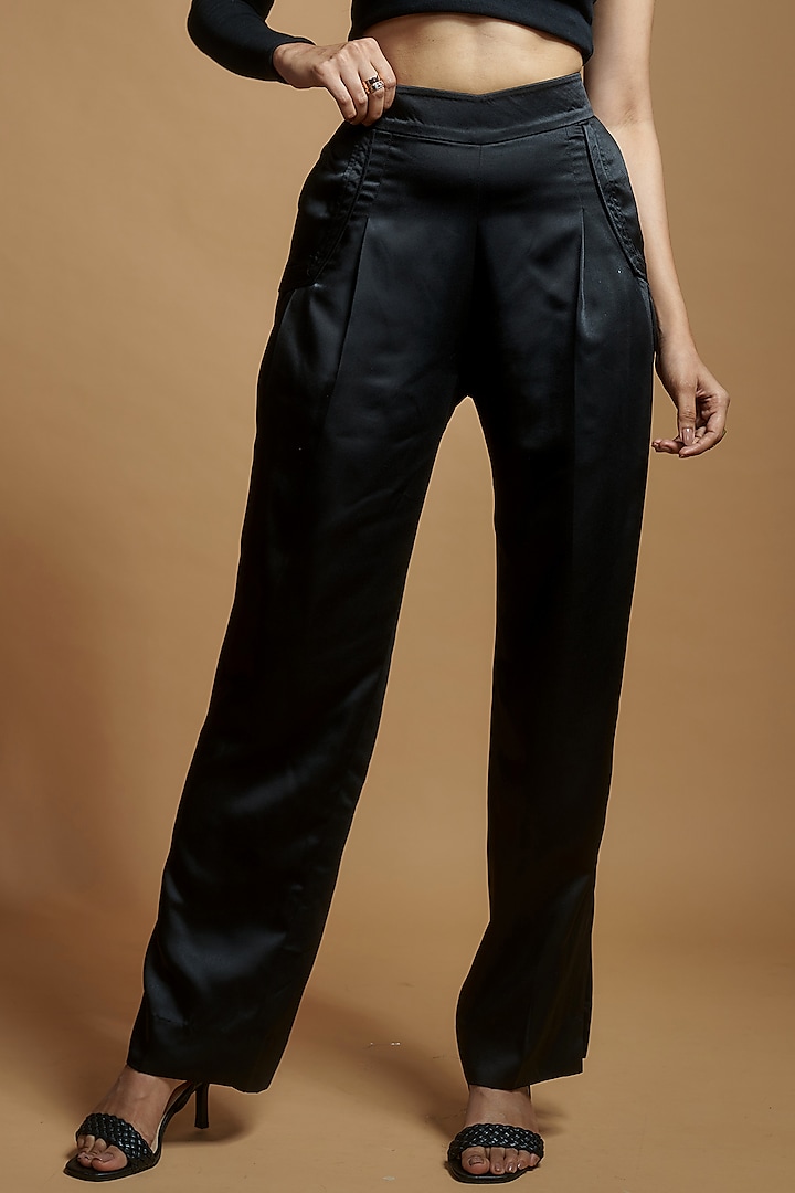 Satin pleated pants - Women