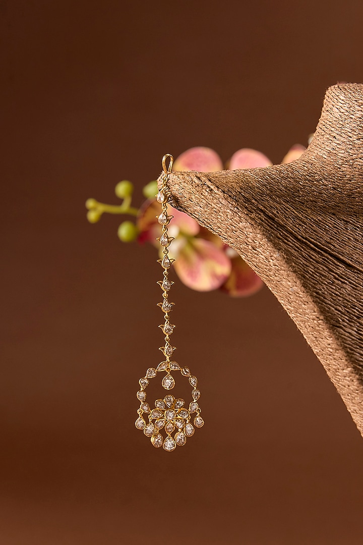 Gold Finish Kundan Polki Maangtikka In Sterling Silver by STELLA CREATIONS at Pernia's Pop Up Shop