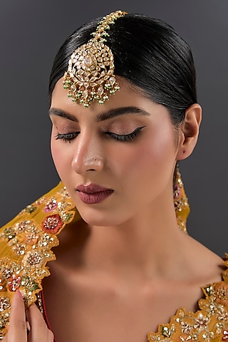 Gold Finish Kundan Polki & Emerald Stone Maangtikka In Sterling Silver by STELLA CREATIONS