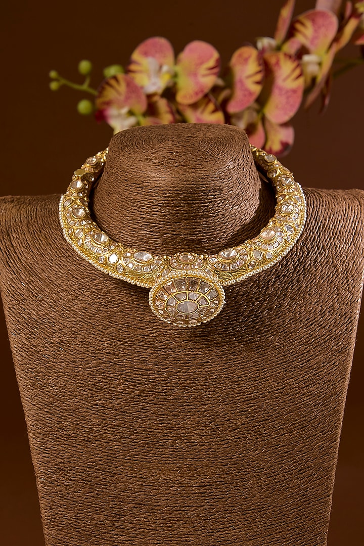 Gold Finish Kundan Polki Hasli Necklace Set In Sterling Silver by STELLA CREATIONS at Pernia's Pop Up Shop