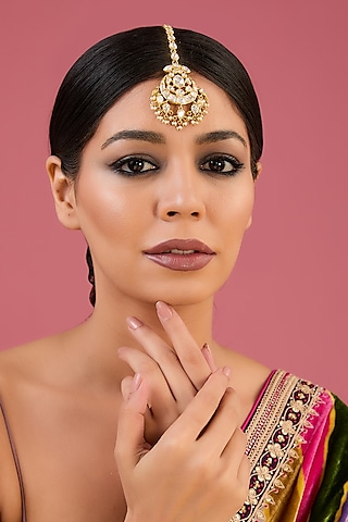 Gold Finish Moissanite Polki & Pearl Maang Tikka In Sterling Silver by STELLA CREATIONS