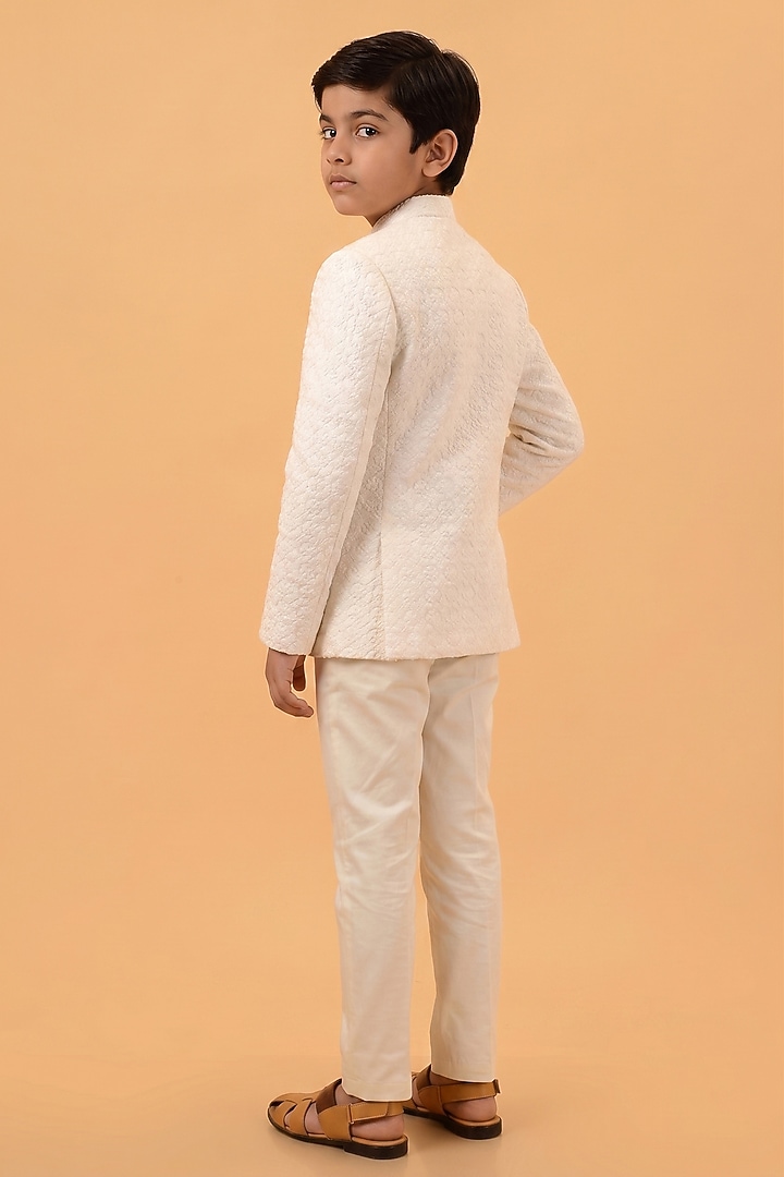Off White Lucknowi Handwork Bandhgala Set For Boys by STEEL kids at Pernia's Pop Up Shop