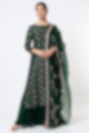 Green Hand Embroidered Kurta Set by Stotram