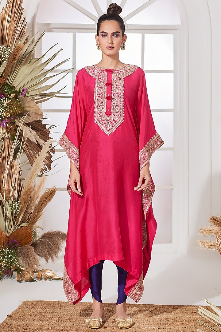 Fuchsia Hand Embroidered Kaftan Set by Stotram at Pernia's Pop Up Shop