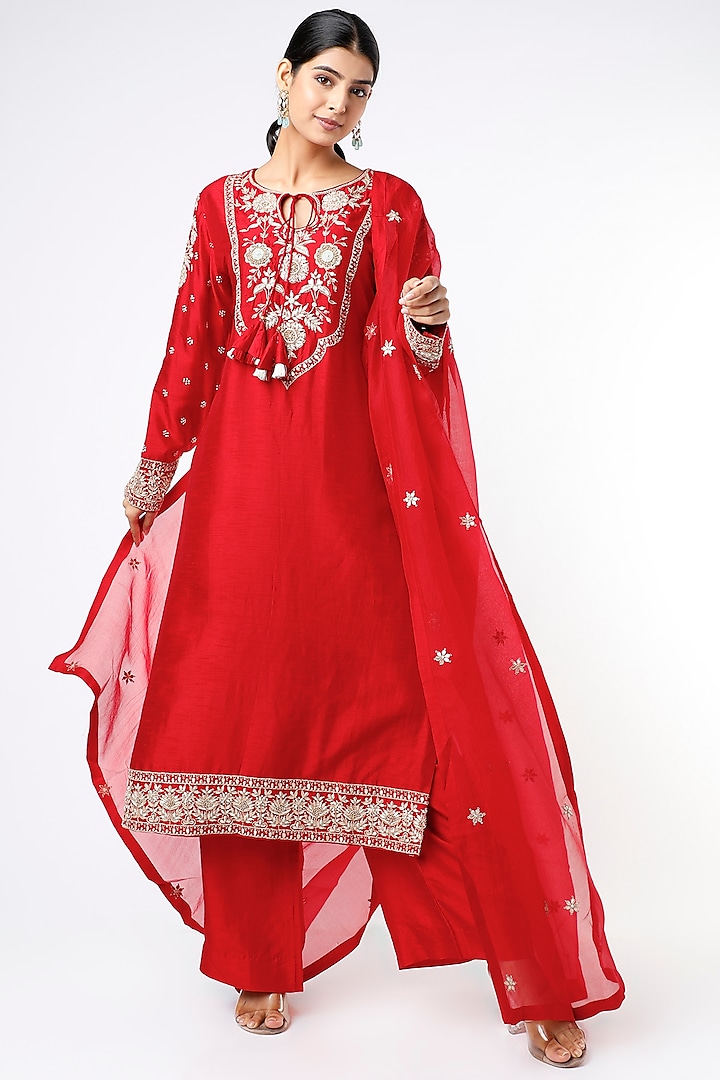 Red Hand Embroidered Kurta Set by Stotram