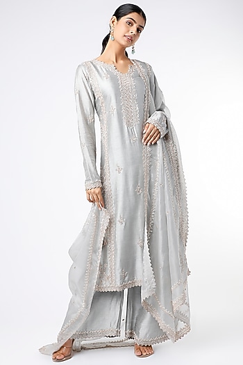 Grey Hand Embroidered Kurta Set by Stotram at Pernia's Pop Up Shop