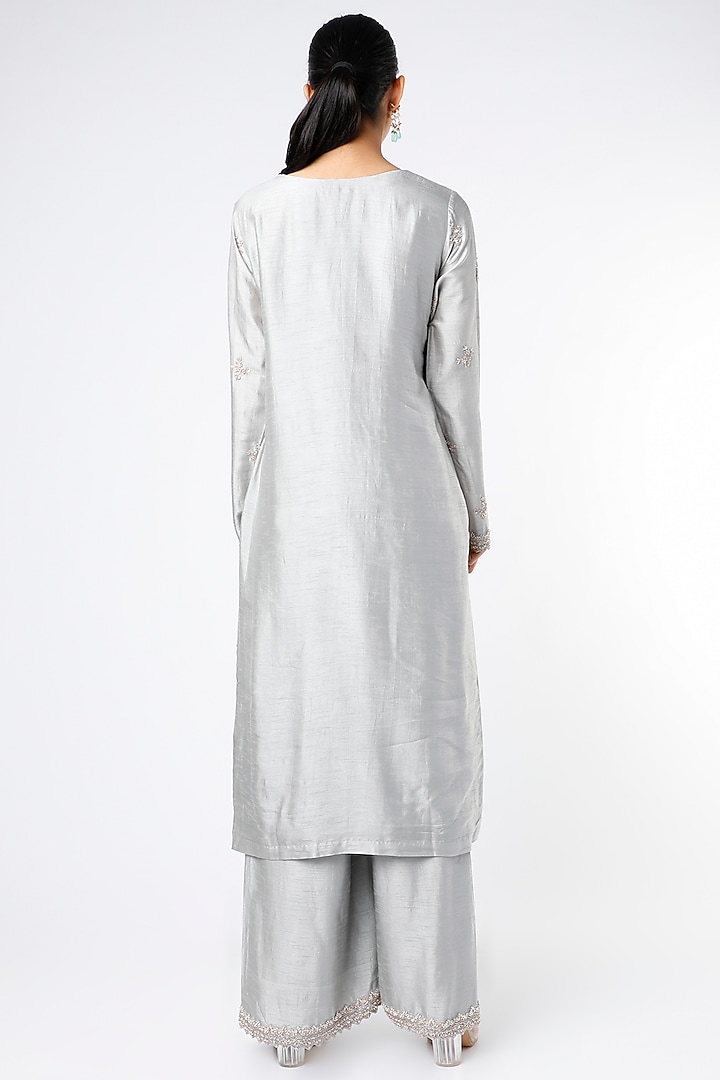 Grey Hand Embroidered Kurta Set by Stotram at Pernia's Pop Up Shop