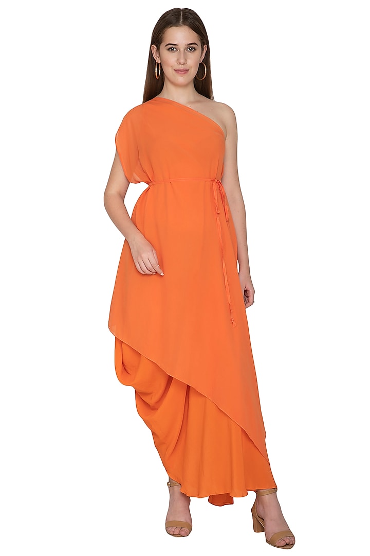 Peach Two Layered One Shoulder Set With Belt by Stephany