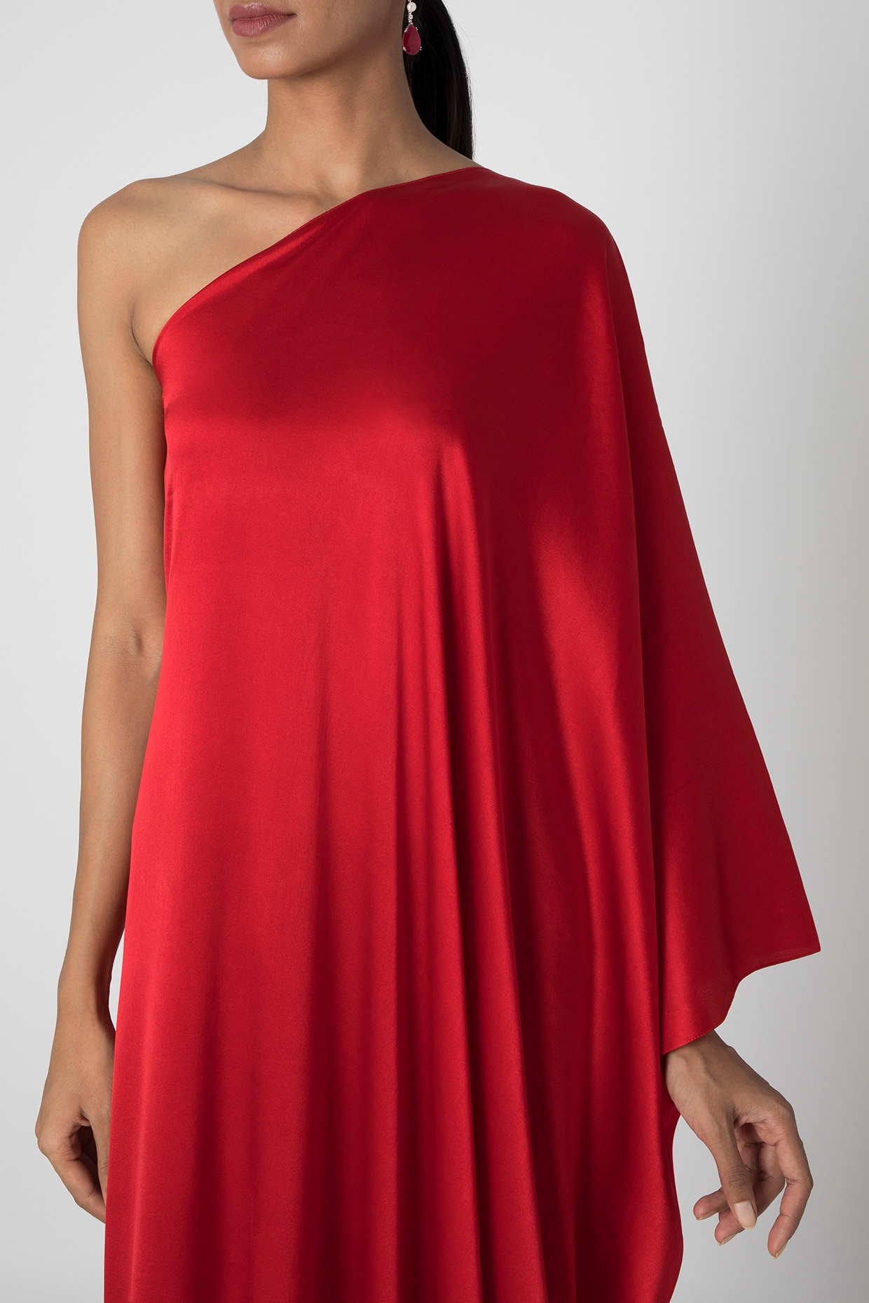 red one shoulder maxi dress