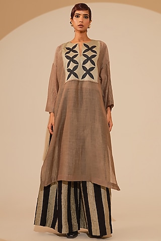 Grey & Black Crushed Silk Kaftan Dress by STOIQUE 