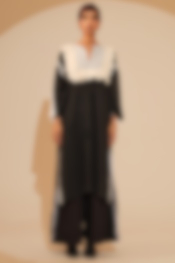 Black & Natural Beige Crushed Silk Tunic by STOIQUE  at Pernia's Pop Up Shop