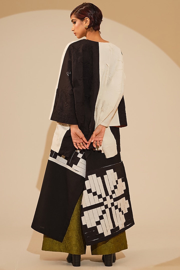 Black & Natural Beige Crushed Cotton Hand Block Printed Top by STOIQUE at Pernia's Pop Up Shop