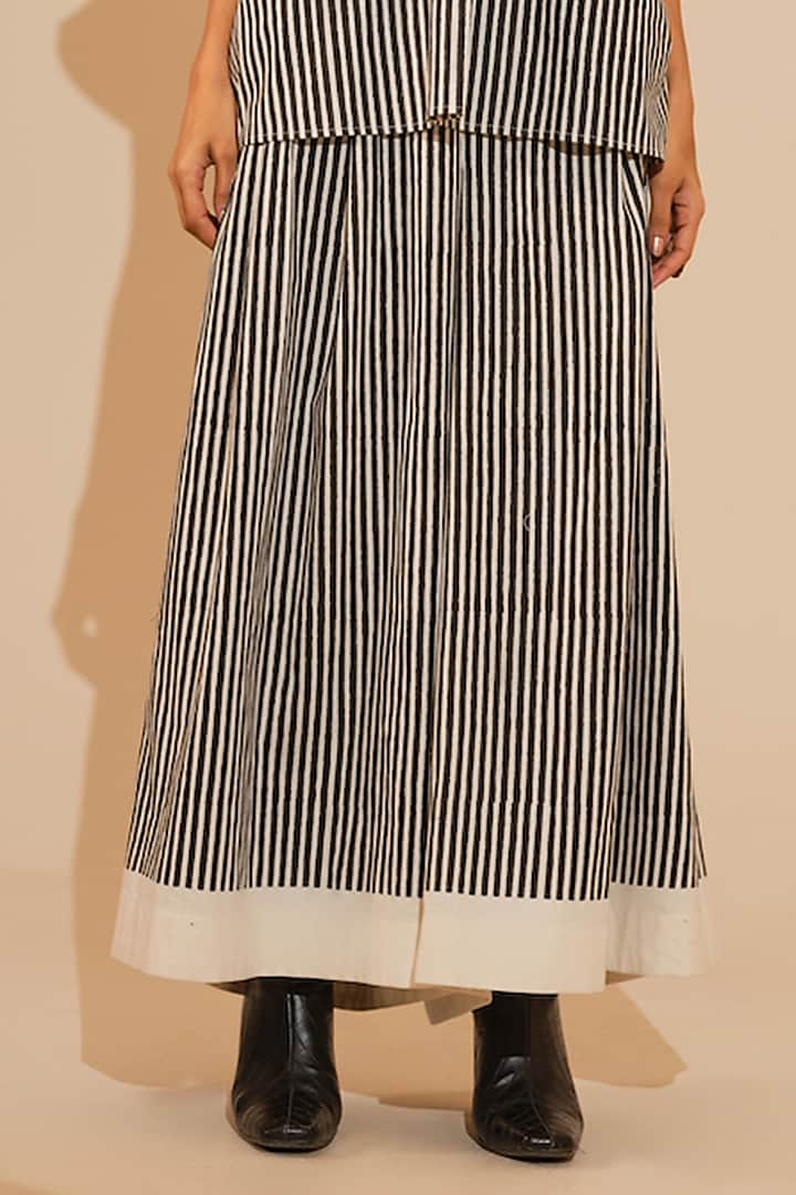 Black & Natural Beige Handwoven Cotton Pants by STOIQUE at Pernia's Pop Up Shop