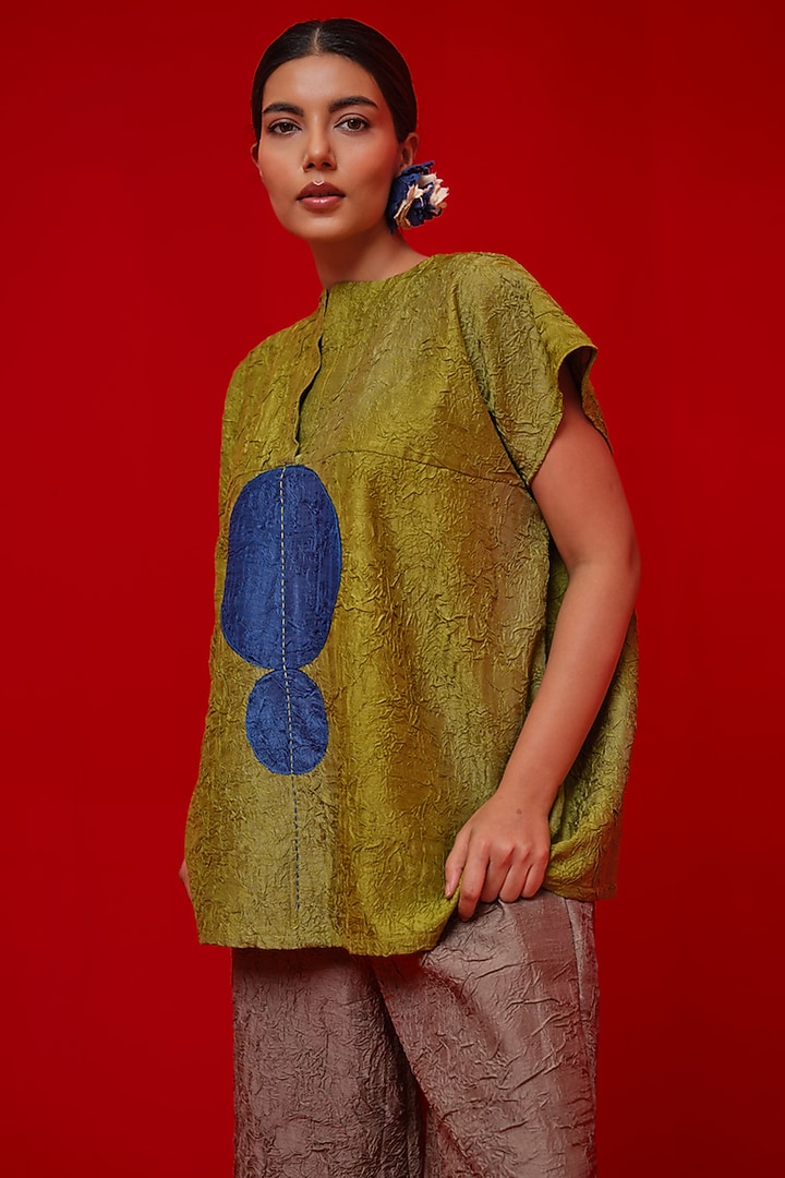 Leaf Green Hand-Crushed Silk Applique Work Top by STOIQUE at Pernia's Pop Up Shop