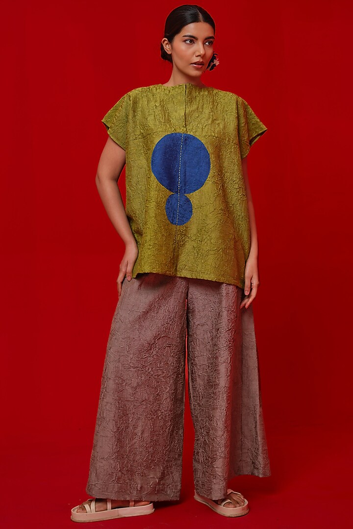 Grey Crushed Silk Relaxed-Fit Pants by STOIQUE at Pernia's Pop Up Shop