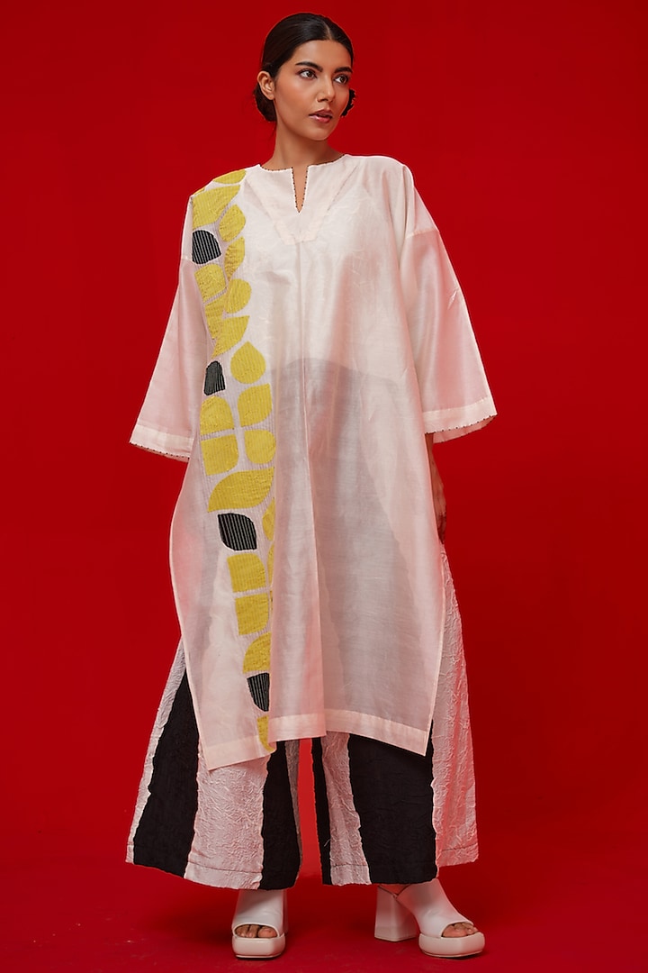 Ivory & Yellow Silk Chanderi Applique Motif Tunic by STOIQUE at Pernia's Pop Up Shop
