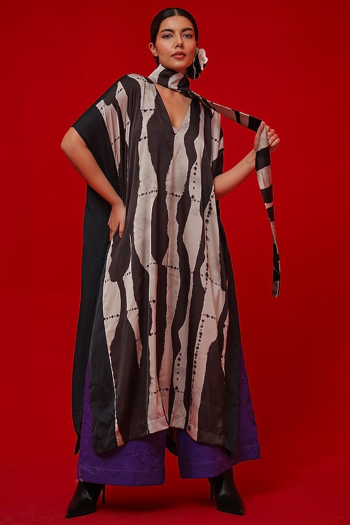 Black & Grey Satin Digital Printed Tunic by STOIQUE at Pernia's Pop Up Shop