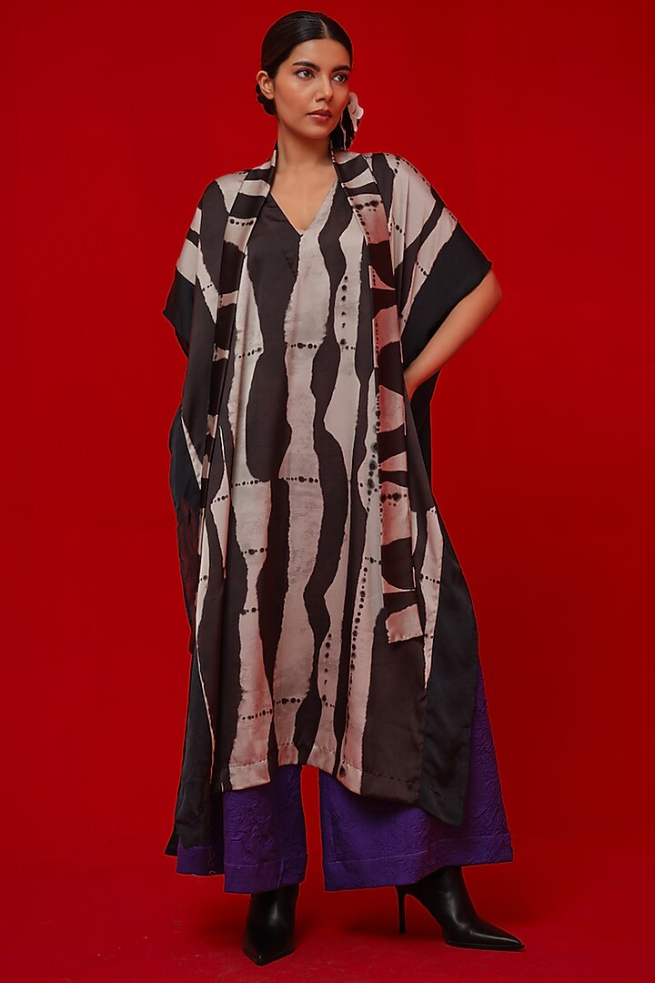 Black & Grey Satin Digital Printed Tunic by STOIQUE at Pernia's Pop Up Shop