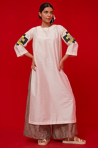Ivory & Black Silk Cotton Floral Applique Tunic by STOIQUE