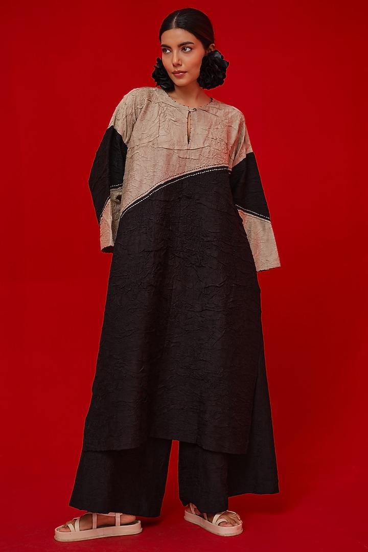 Black & Grey Crushed Silk Floral Applique Tunic by STOIQUE at Pernia's Pop Up Shop