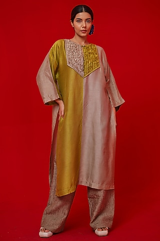 Leaf Green & Grey Tunic Color-Blocked Tunic by STOIQUE