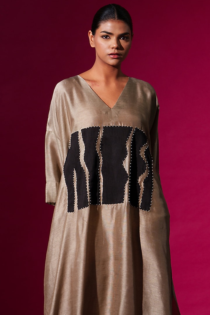 Grey Mysore Silk Kaftan Tunic by STOIQUE at Pernia's Pop Up Shop