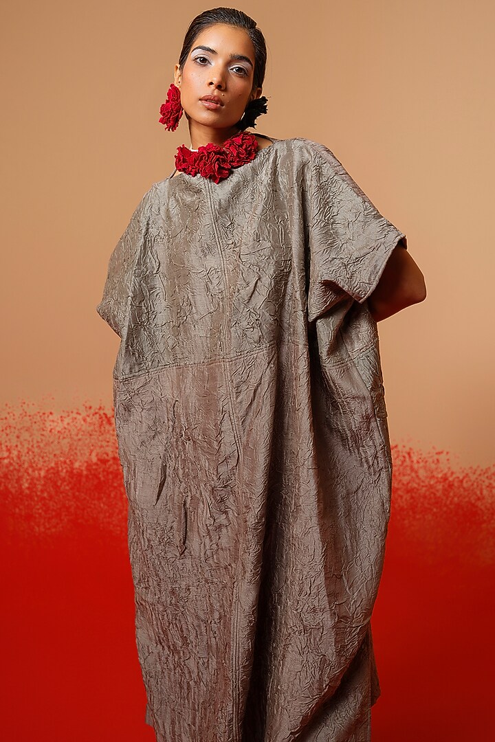 Grey Mysore Silk Tunic by STOIQUE at Pernia's Pop Up Shop
