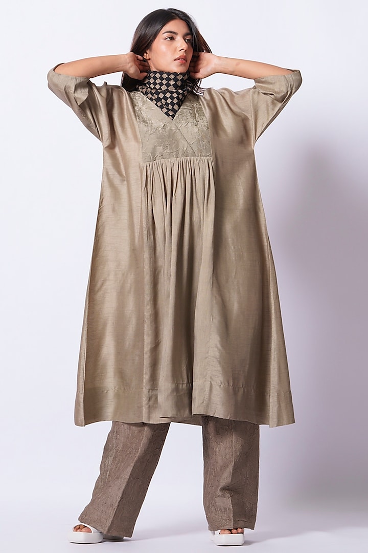 Grey Crushed Silk Tunic by STOIQUE at Pernia's Pop Up Shop