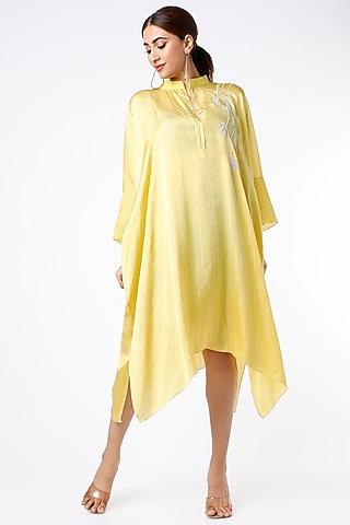 Yellow Oversized Tunic by Shruti Ranka