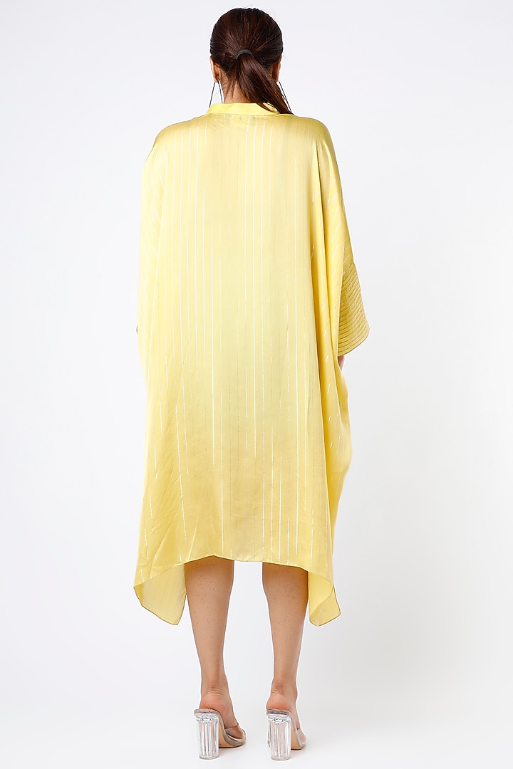 Yellow Oversized Tunic by Shruti Ranka at Pernia's Pop Up Shop