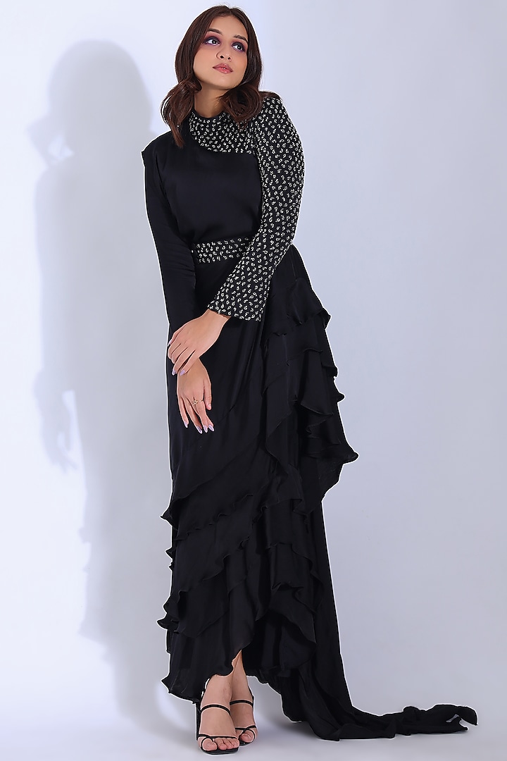 Black Pre-Stitched Saree Set In Georgette Satin by Studio Surbhi