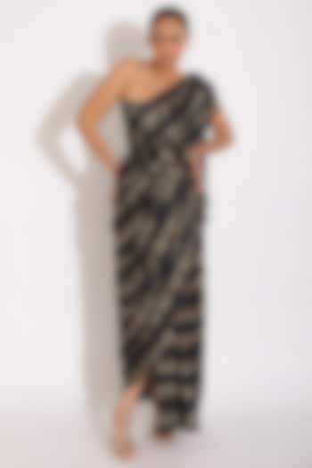 Navy Blue Georgette Digital Printed Pre-Stitched Pleated Party Wear Saree Set by Studio Surbhi at Pernia's Pop Up Shop