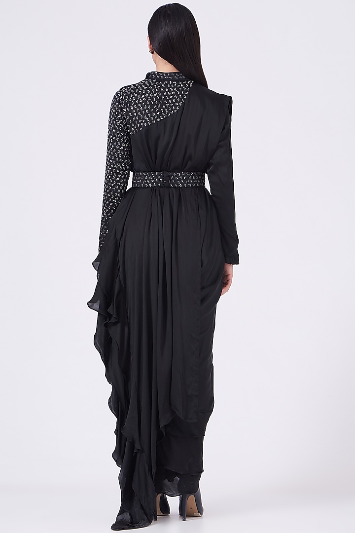 Black Pre-Stitched Party Wear Saree Set by Studio Surbhi at Pernia's Pop Up Shop