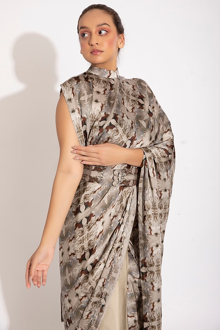 Grey & Cream Digital Printed Pre-Stitched Party Wear Saree Set by Studio Surbhi at Pernia's Pop Up Shop