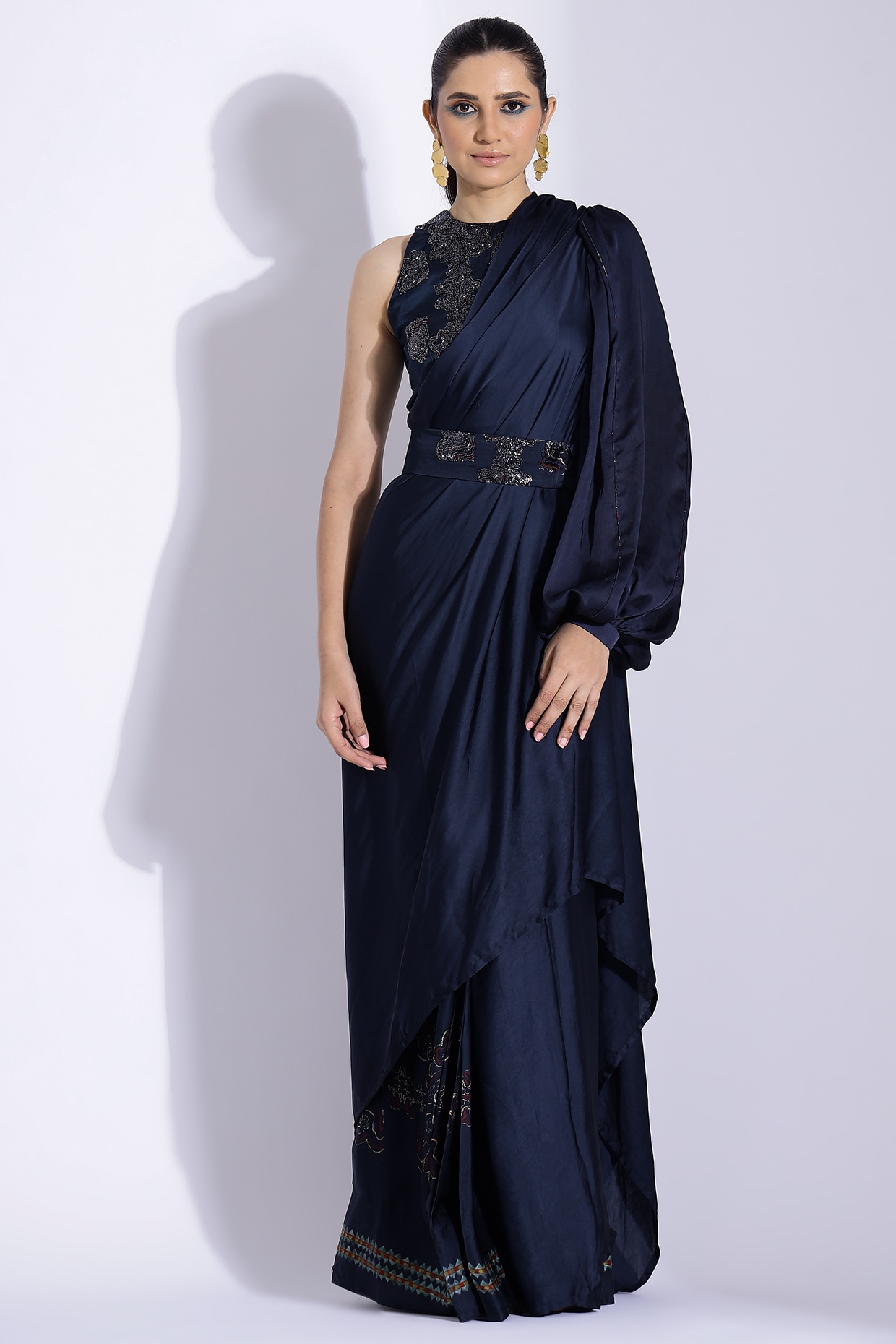 Ethereal Elegance Customized Sungudi Gown - CSG001 – Fashionous