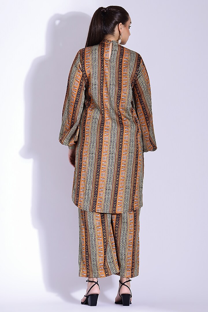 Multi-Colored Cotton Silk Digital Printed Kurta Set by Studio Surbhi at Pernia's Pop Up Shop