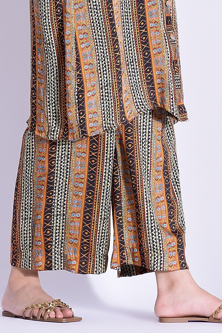 Multi-Colored Georgette Satin Digital Printed Kurta Set by Studio Surbhi at Pernia's Pop Up Shop