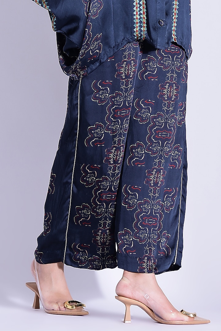 Navy Blue Georgette Satin Digital Printed Co-Ord Set by Studio Surbhi at Pernia's Pop Up Shop