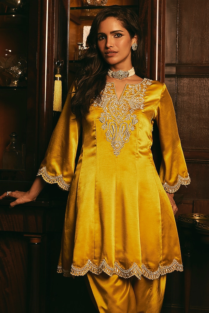 Yellow Crepe Embroidered Kurta Set by Studio22 by Pulkita Arora Bajaj at Pernia's Pop Up Shop