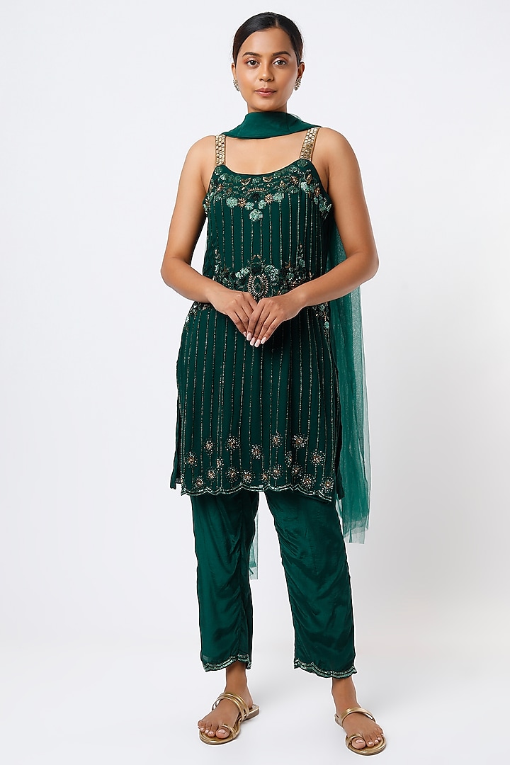 Emerald Green Hand Embroidered Kurta Set by Studio A