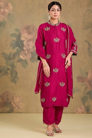 Magenta Silk Hand Embroidered Kurta Set by Studio A