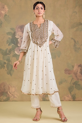 Ivory Mul Chanderi Crystal Embroidered Gathered Anarkali Set by Studio A